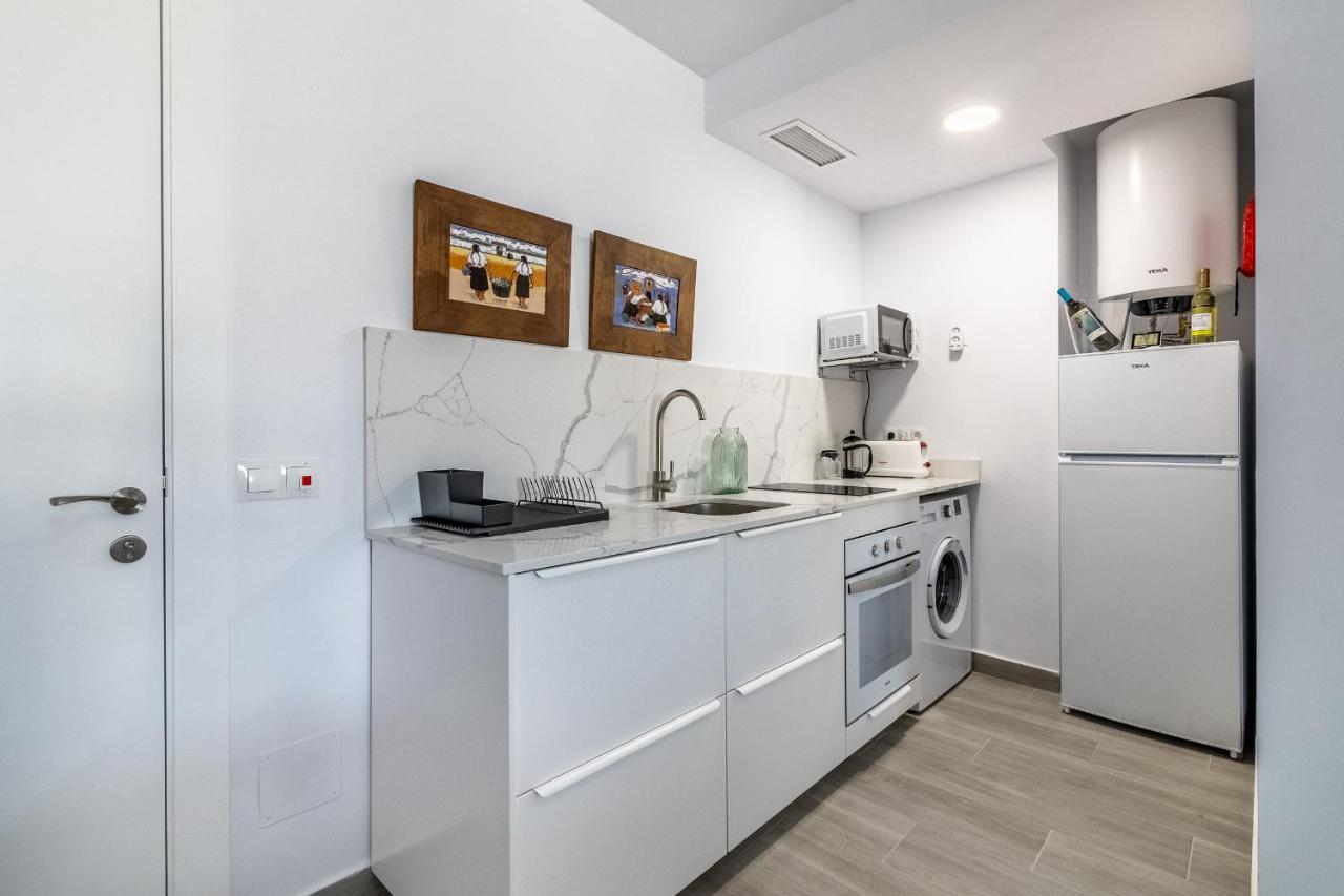 Livemalaga Victoria Suites Exteriör bild