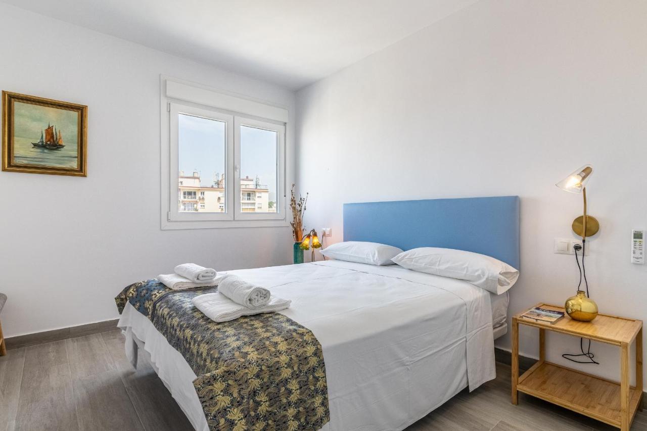 Livemalaga Victoria Suites Exteriör bild