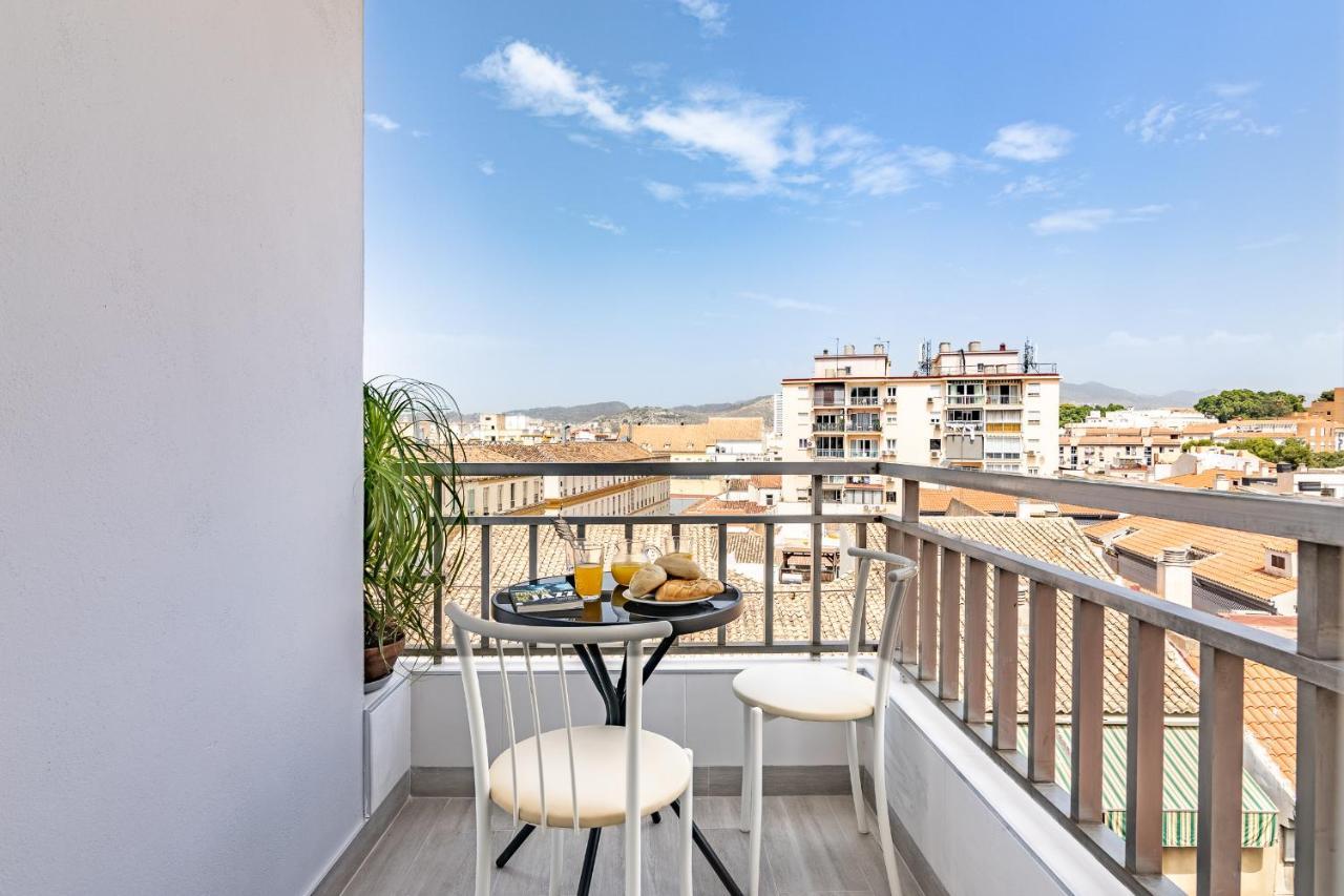 Livemalaga Victoria Suites Exteriör bild