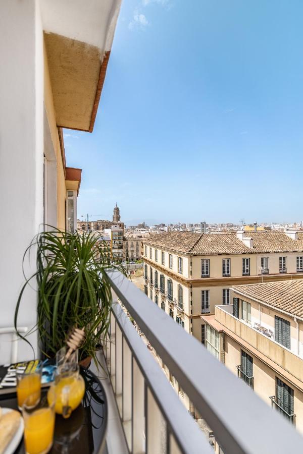 Livemalaga Victoria Suites Exteriör bild
