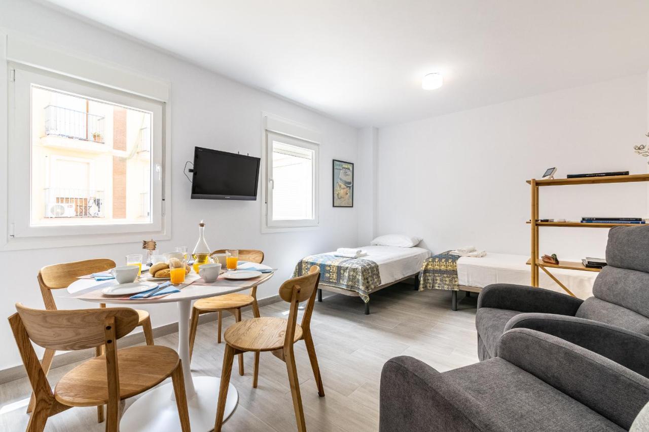 Livemalaga Victoria Suites Exteriör bild